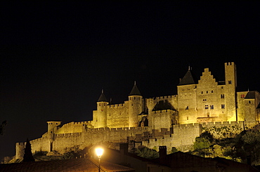 La Cite, Carcassonne medieval fortified town at dusk, Aude, Languedoc-Roussillon, France, Europe