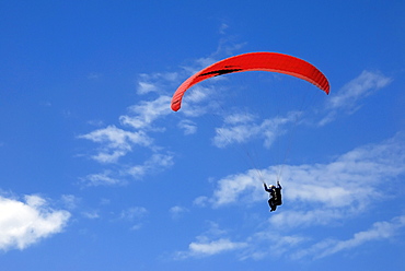 Air sports, paraglider, paragliding