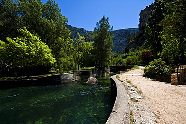 Fontaine-de-Vaucluse, department of Vaucluse, Provence, France, Europe