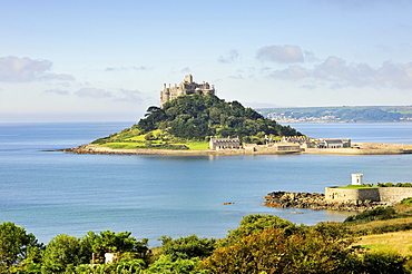 St. Michael's Mount, a tidal island off the town of Marazion, Cornwall, England, UK, Europe