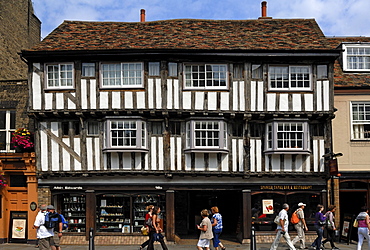 Old half-timbered building with shops, Magdalene Street 16a, Cambridge, Cambridgeshire, England, United Kingdom, Europe