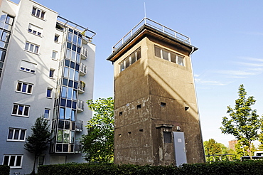 Memorial Guenter Litfin for the first person shot dead at the Berlin Wall, Kieler Strasse street at the Berlin-Spandau Schifffahrtskanal channel, Berlin, Germany, Europe