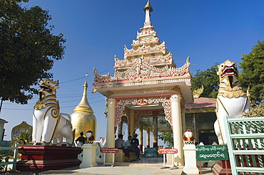 Bupaya Pagoda at Ayeyarwady River, Bagan, Pagan, Burma, Myanmar, Asia