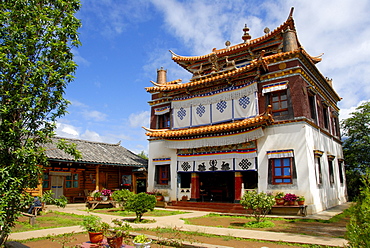 Tibetan Buddhism, Xiawaer temple, Heiwa Dao, on an island in the Lugu Hu Lake, Yunnan Province, People's Republic of China, Asia