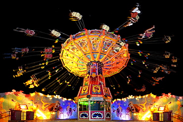 Wave Swinger or Chair-O-Plane at Oktoberfest, Munich, Bavaria, Germany, Europe