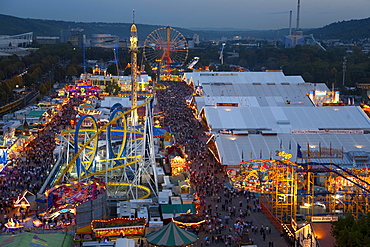 View over the Stuttgart Beer Festival, crowds, amusement rides, funfair and beer tents, Cannstatter Volksfest, Stuttgart, Baden-Wuerttemberg, Germany, Europe