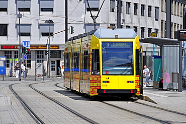 Tram in the city center, Frankfurt am Main, Hesse, Germany, Europe