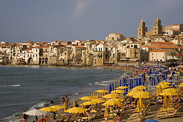 Beach of Cefalu, Cefalo, Palermo province, Sicily, Italy, Europe