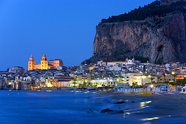 Old town, sea, blue hour, twilight, Cefalo, Palermo province, Sicily, Italy, Europe