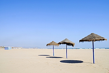 Parasols, bast, shadow, sunshades, Playa de las Arenas, Platja de El Cabanyal, beach, Valencia, Spain, Europe