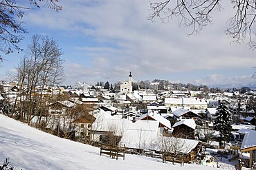 Parish church Saint Nikolaus and castle, Murnau Upper Bavaria, Germany, Europe