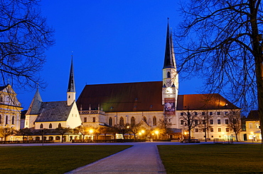 Heilige Kapelle holy chapel and collegiate church Saint Philipp and Jakob, Altoetting, Upper Bavaria, Germany, Europe