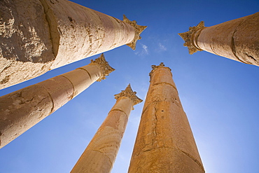 Corinthian columns, Temple of Artemis, Jerash, Jordan, Southwest Asia