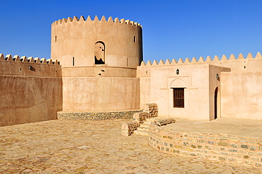 Historic adobe fortification Liwa Fort or Castle, Batinah Region, Sultanate of Oman, Arabia, Middle East