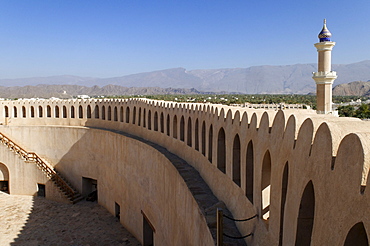 Historic adobe fortification Nizwa Fort or Castle, Hajar al Gharbi Mountains, Dhakiliya Region, Sultanate of Oman, Arabia, Middle East