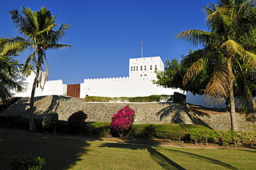 Historic adobe fortification Sohar Fort or Castle, Batinah Region, Sultanate of Oman, Arabia, Middle East