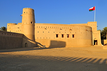 Historic adobe fortification, Jaalan Bani Bu Hasan Fort or Castle, Sharqiya Region, Sultanate of Oman, Arabia, Middle East