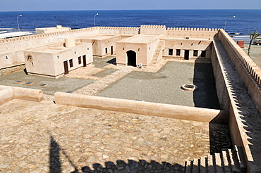 Historic adobe fortification Al Khaburah Fort or Castle, Batinah Region, Sultanate of Oman, Arabia, Middle East