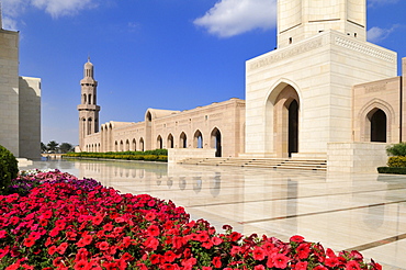 Sultan Qaboos Grand Mosque, Muscat, Sultanate of Oman, Arabia, Middle East