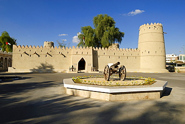 Sultan bin Zayed or Al Sharqi Fort at Al Ain Oasis, Emirate of Abu Dhabi, United Arab Emirates, Arabia, Middle East, Middle East