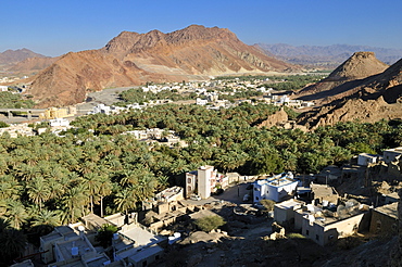 View over Franja oasis and Wadi Samail, Batinah Region, Sultanate of Oman, Arabia, Middle East