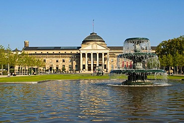 Bowling Green, fountain, Kurhaus, Wiesbaden, Hesse, Germany