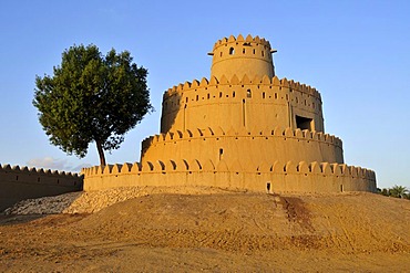 Tower of the Al Jahili Fort, Al Ain, Abu Dhabi, United Arab Emirates, Arabia, the Orient, Middle East