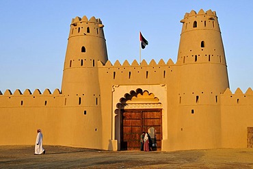 Main entrance of the Al Jahili Fort, Al Ain, Abu Dhabi, United Arab Emirates, Arabia, the Orient, Middle East