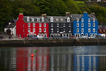 Row of houses, Mainstreet, Tobermory, Sound of Mull, Isle of Mull, Scotland, United Kingdom, Europe