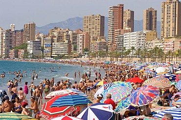 Beach, PlayaPoniente, tourist hotspot, Benidorm, Costa Blanca, Spain