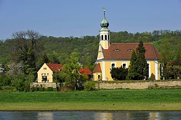 Schifferkirche Maria am Wasser church at the river Elbe, Hosterwitz-Pillnitz near Dresden, Saxony, Germany, Europe