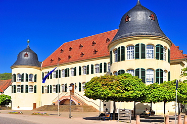 Castle of the dukes of Zweibruecken, Castle Bergzabern, Bad Bergzabern, Naturpark Pfaelzerwald nature reserve, Palatinate, Rhineland-Palatinate, Germany, Europe