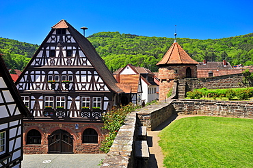 Half-timbered town hall with cemetery fortification, Doerrenbach, Naturpark Pfaelzerwald nature reserve, Palatinate, Rhineland-Palatinate, Germany, Europe