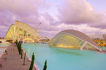 L'Hemisferic and Principe Felipe museum of sciences at dusk, by S. Calatrava, City of Arts and Sciences, Comunidad Valenciana, Valencia, Spain, Europe