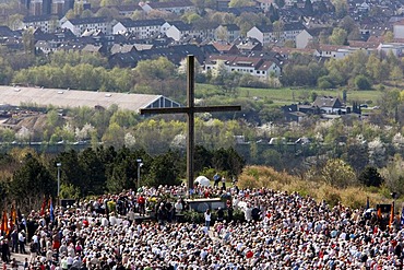 Way of the Cross procession on Good Friday with mining motifs on the Haniel slag heap, at the Prosper-Haniel mine, Bottrop, Ruhr area, North Rhine-Westphalia, Germany, Europe