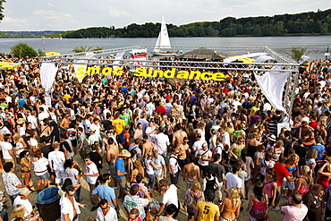 Sundance festival, dance party with techno and house music, in the Seaside Beach Club at Baldeneysee lake, Essen, Ruhrgebiet area, North Rhine-Westphalia, Germany, Europe