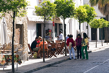 Street cafe in the Andalusian village of Vejer de la Frontera, Andalusia, Spain, Europe