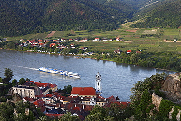 Duernstein, cruise ship on the Danube river, Wachau region, Lower Austria, Austria, Europe