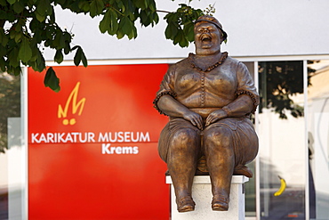 Bronze sculpture by Manfred Deix in front of the Karikaturmuseum caricature museum, art mile in Krems, Wachau region, Lower Austria, Austria, Europe