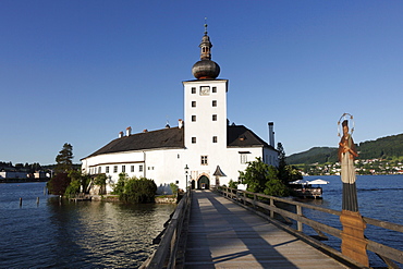 Seeschloss castle Ort in Gmunden, Traunsee lake, Salzkammergut, Upper Austria, Austria, Europe