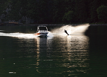 Wakeboarding, Wolfgangsee Lake, Salzkammergut area, Upper Austria, Austria, Europe