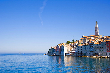 Rovinj historic centre, seen from the pier of the southern harbour, Rovinj, Istria, Croatia, Europe