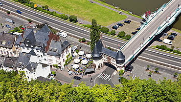 View of the city of Traben-Trarbach and the Brueckentor bridge gate on the Mosel bridge, built 1899 by Bruno Moehring, quarter Trarbach, Mosel, district Bernkastel-Wittlich, Rhineland-Palatinate, Germany, Europe