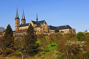 Benedictine abbey church St. Michael, view from the rosarium, Bamberg, Upper Franconia, Bavaria, Germany, Europe