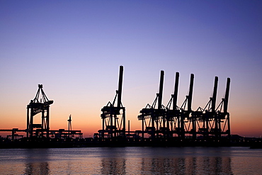 Container Terminal Altenwerder, loading cranes, gantry cranes, blue hour, port, Hamburg, Germany, Europe