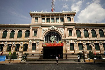 Post office in Ho Chi Minh City, Saigon, Vietnam, Asia