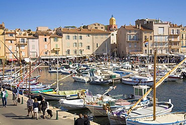 Boats in the harbour of Saint-Tropez, Departement Var, Cote d'Azur, Provence, Southern France, France