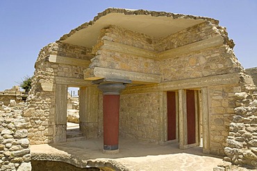 Section of the Southern Propylaea on the grounds of the Minoan excavation of Knossos, Heraklion, island of Crete, Greece, Europe