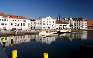 Untertrave River, Hanseatic City of Luebeck, Schleswig-Holstein, Germany, Europe