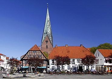 Market place with business houses and historic church of St. Michaelis, Eutin, Schleswig-Holstein, Germany, Europe